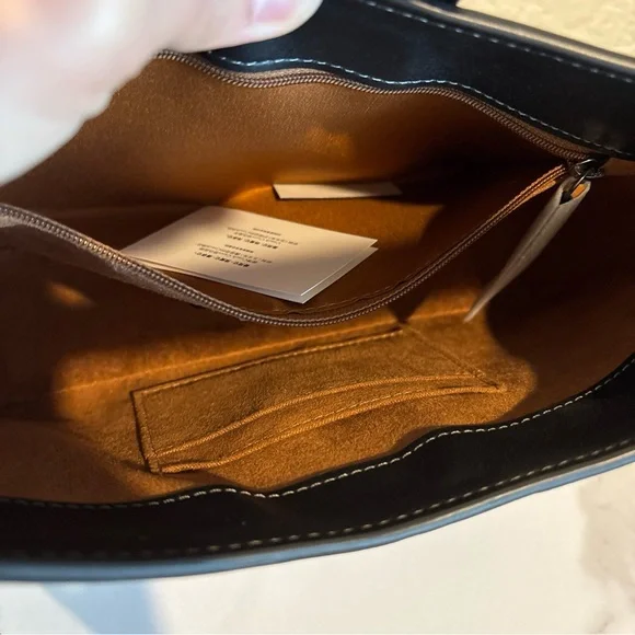 NWT COACH Eliza Shoulder Bag With Leather Covered Closure - Picture 3 of 10